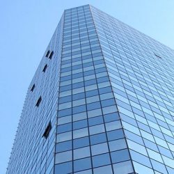 edificio-vidrio-min edificio-vidrio-min